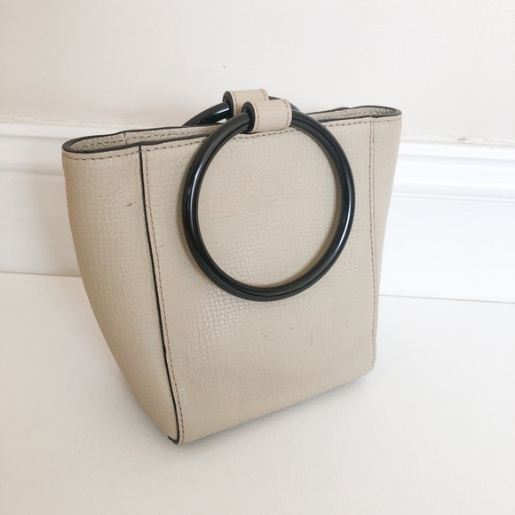 [Henri Bendel] Marquee Ring Micro Tote - Beige - Picture 3 of 4